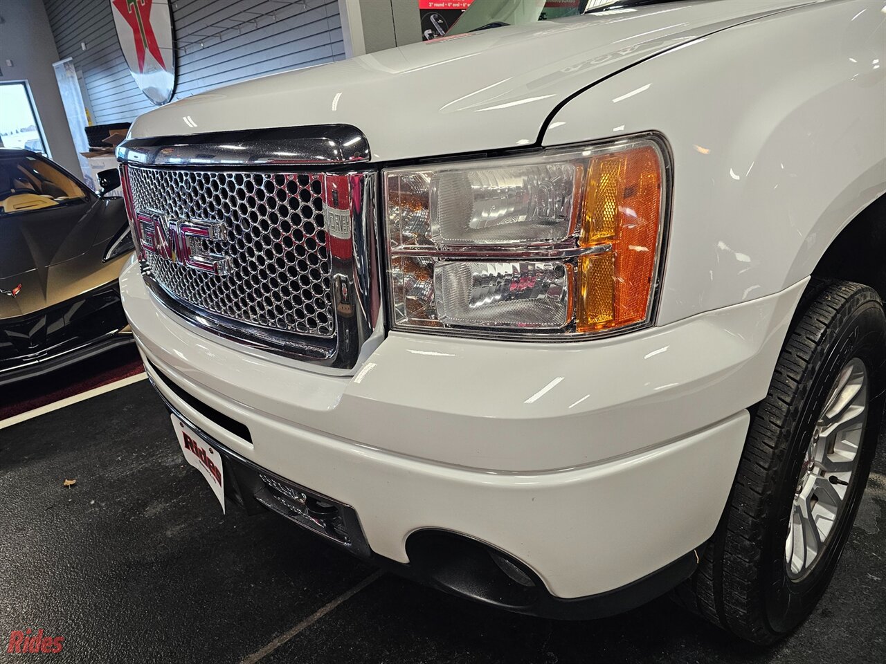 2007 GMC Sierra 1500 Denali - Photo 2 - Bismarck, ND 58503