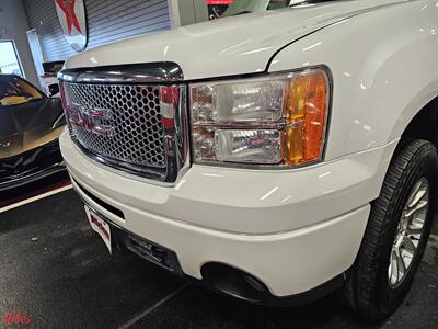 2007 GMC Sierra 1500 Denali - Photo 2 - Bismarck, ND 58503