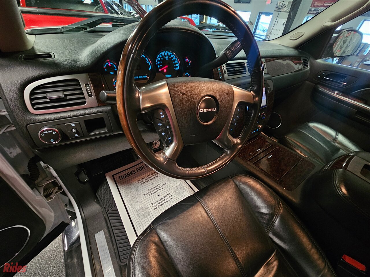 2007 GMC Sierra 1500 Denali - Photo 28 - Bismarck, ND 58503