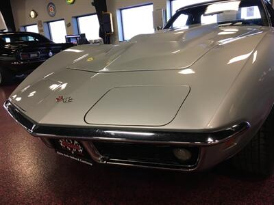 1969 Chevrolet Corvette   - Photo 2 - Bismarck, ND 58503