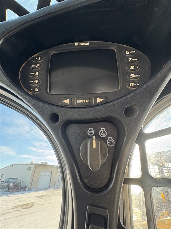 2016 Bobcat T-590 Skid - Photo 9 - Bismarck, ND 58503