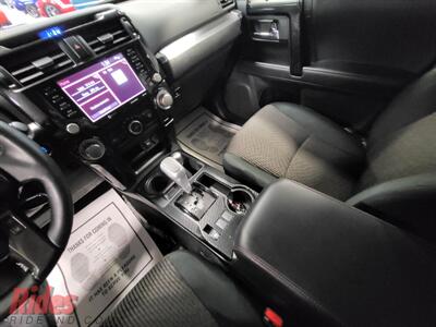 2022 Toyota 4Runner TRD Off-Road   - Photo 34 - Bismarck, ND 58503