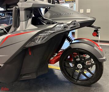 2018 Polaris Slingshot Grand Touring LE   - Photo 10 - Bismarck, ND 58503