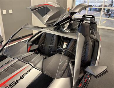 2018 Polaris Slingshot Grand Touring LE   - Photo 9 - Bismarck, ND 58503