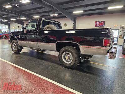 1984 Chevrolet K10   - Photo 9 - Bismarck, ND 58503