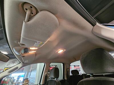 2004 Dodge Ram 2500 SLT - Photo 32 - Bismarck, ND 58503