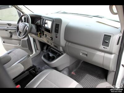 2020 Nissan NV 2500 HD Cargo S Standard Roof 146.1 " WB ***ONE-OWNER*** - Photo 31 - Dublin, CA 94568