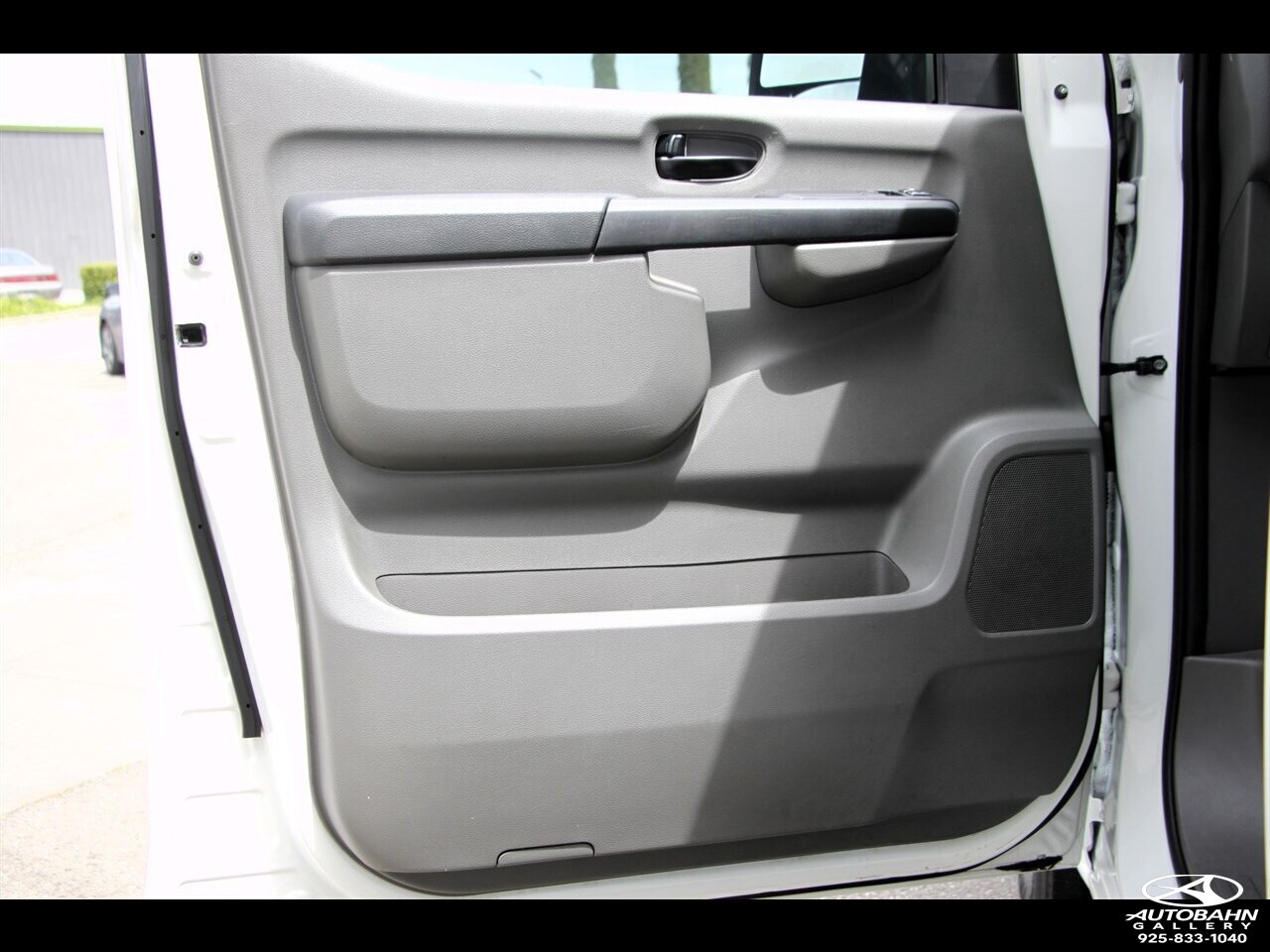 2020 Nissan NV 2500 HD Cargo S Standard Roof 146.1 " WB ***ONE-OWNER*** - Photo 26 - Dublin, CA 94568