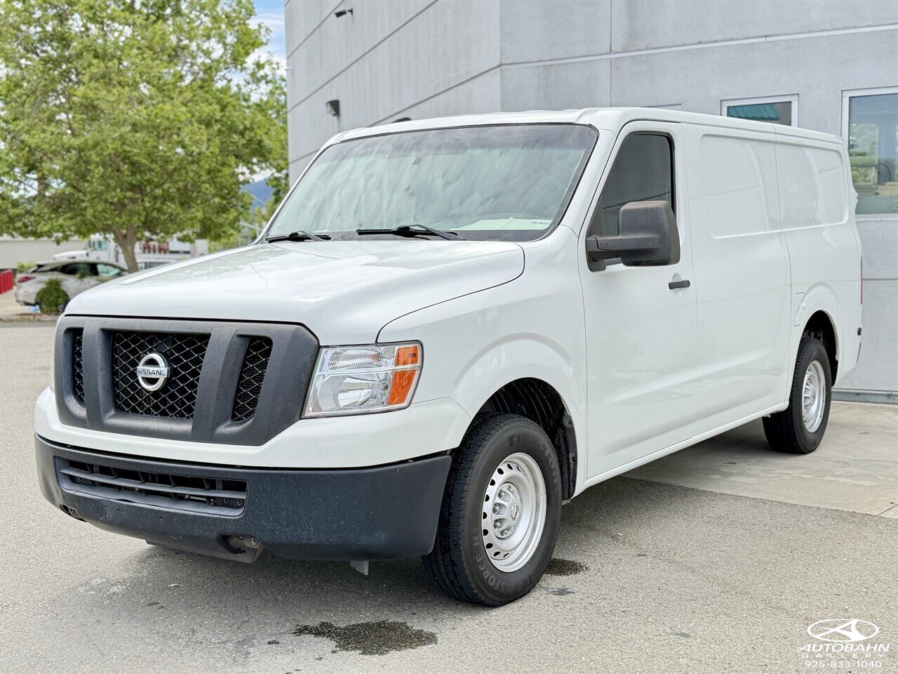 2020 Nissan NV 2500 HD Cargo S Standard Roof 146.1 " WB ***ONE-OWNER*** - Photo 4 - Dublin, CA 94568