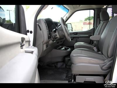 2020 Nissan NV 2500 HD Cargo S Standard Roof 146.1 " WB ***ONE-OWNER*** - Photo 27 - Dublin, CA 94568