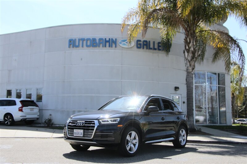 2018 Audi Q5 2.0T Quattro Premium Plus  