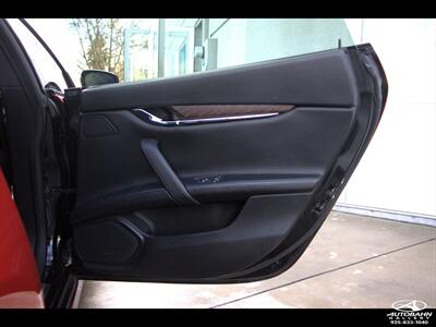 2018 Maserati Quattroporte S  ***WRAPPED RED*** - Photo 29 - Dublin, CA 94568