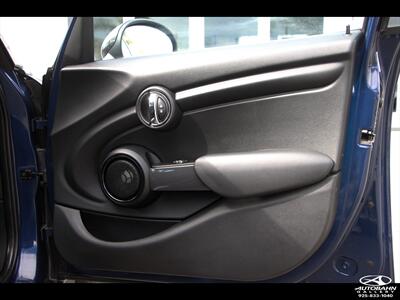 2015 MINI Cooper ***6-SPEEED MANUAL***   - Photo 32 - Dublin, CA 94568