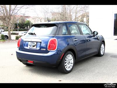 2015 MINI Cooper ***6-SPEEED MANUAL***   - Photo 8 - Dublin, CA 94568