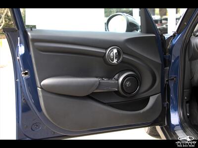 2015 MINI Cooper ***6-SPEEED MANUAL***   - Photo 11 - Dublin, CA 94568