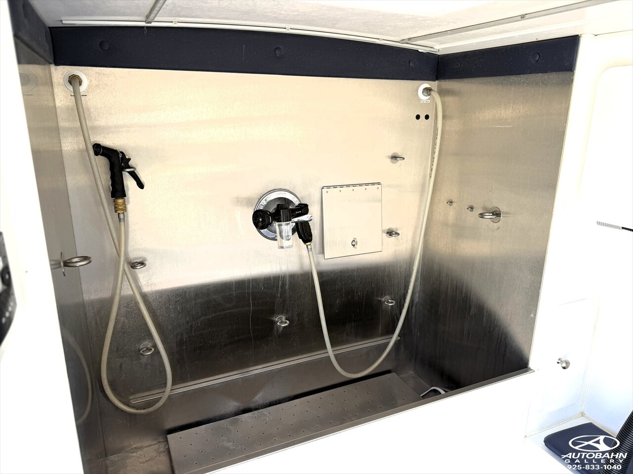 2024 Mercedes-Benz Sprinter 2500 ***Fully Equipped Mobile Pet Grooming Van*** - Photo 12 - Dublin, CA 94568