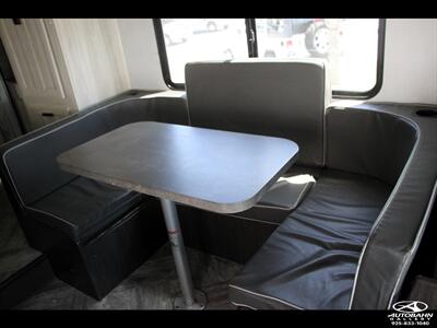 2022 Sunseeker 2350 LE E-350 SD   - Photo 11 - Dublin, CA 94568