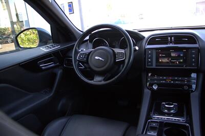 2018 Jaguar F-PACE 25t Premium   - Photo 36 - Dublin, CA 94568