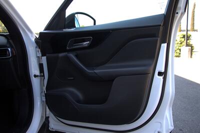 2018 Jaguar F-PACE 25t Premium   - Photo 17 - Dublin, CA 94568