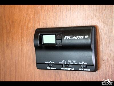 2015 Ford Tiffin Motorhomes ALLEGRO 31 SA - Photo 30 - Dublin, CA 94568