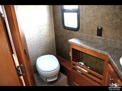 2015 Ford Tiffin Motorhomes ALLEGRO 31 SA - Photo 42 - Dublin, CA 94568