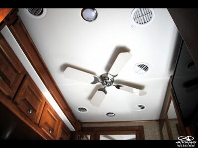 2015 Ford Tiffin Motorhomes ALLEGRO 31 SA - Photo 44 - Dublin, CA 94568