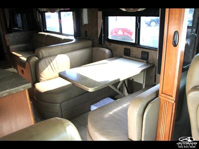 2015 Ford Tiffin Motorhomes ALLEGRO 31 SA - Photo 33 - Dublin, CA 94568