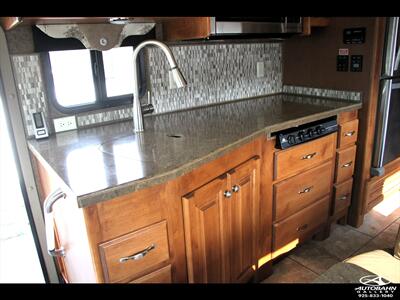 2015 Ford Tiffin Motorhomes ALLEGRO 31 SA - Photo 32 - Dublin, CA 94568