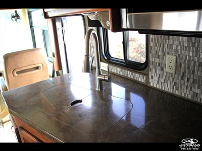 2015 Ford Tiffin Motorhomes ALLEGRO 31 SA - Photo 47 - Dublin, CA 94568