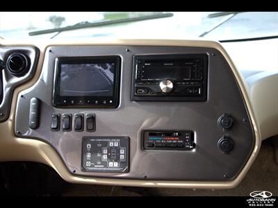 2015 Ford Tiffin Motorhomes ALLEGRO 31 SA - Photo 14 - Dublin, CA 94568