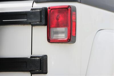 2018 Jeep Wrangler JK Unlimited Sahara   - Photo 9 - Dublin, CA 94568