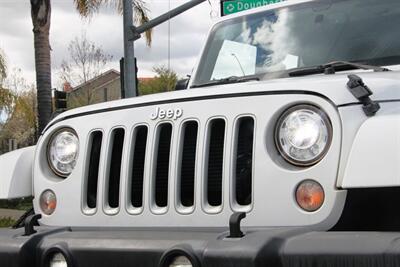 2018 Jeep Wrangler JK Unlimited Sahara   - Photo 9 - Dublin, CA 94568