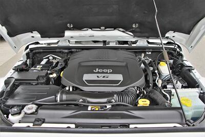 2018 Jeep Wrangler JK Unlimited Sahara   - Photo 35 - Dublin, CA 94568