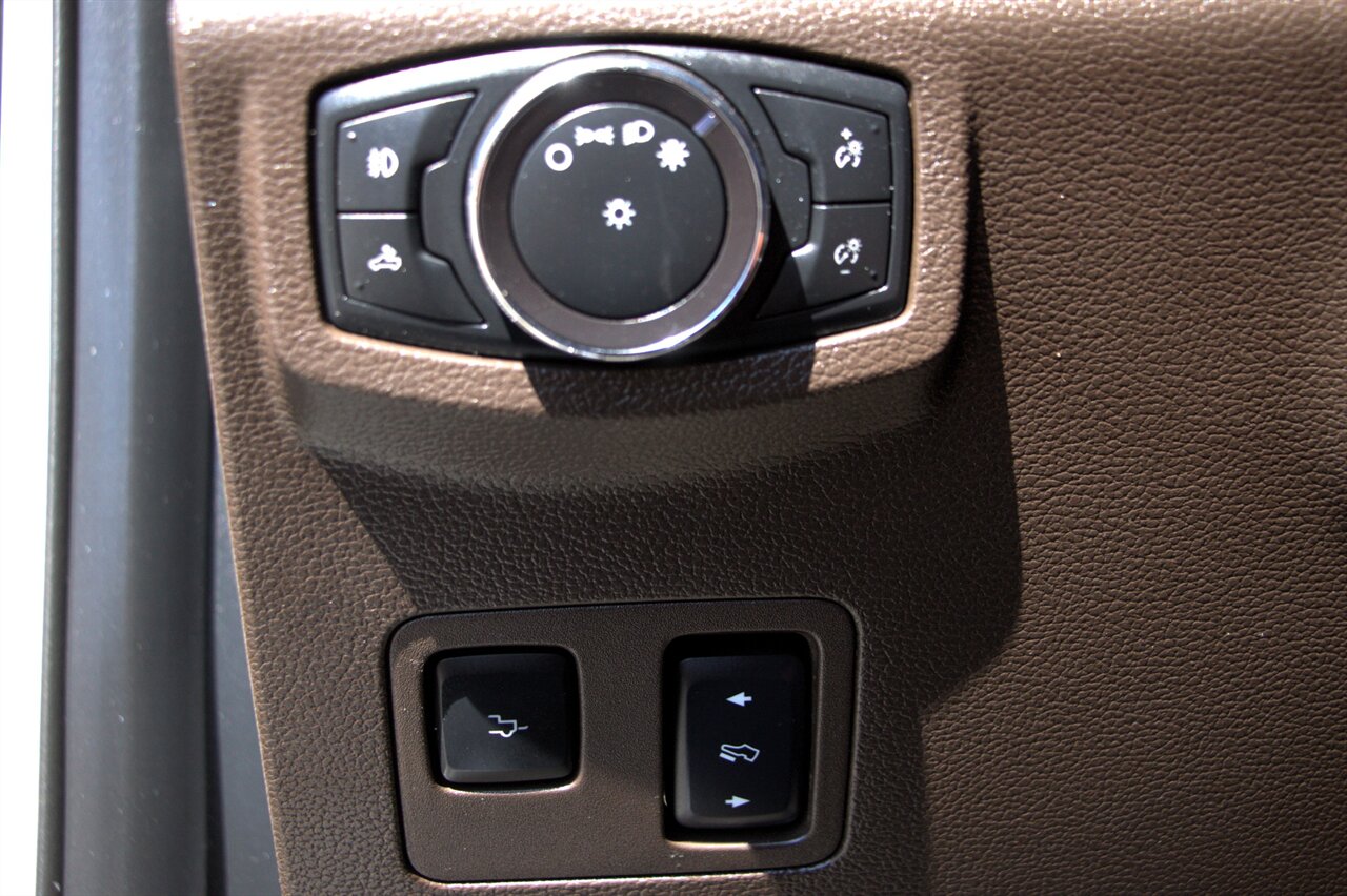2018 Ford F-250 King Ranch photo 24