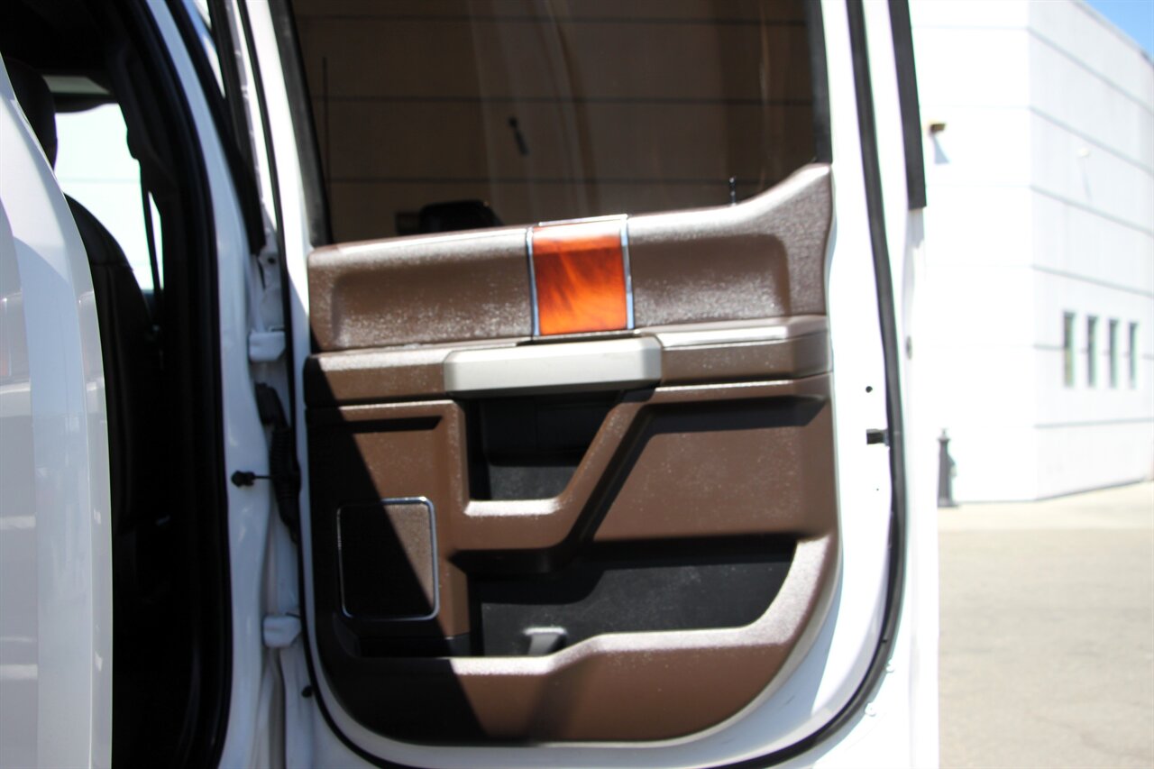 2018 Ford F-250 King Ranch photo 17