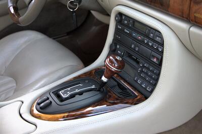 1998 Jaguar XK8  ***EXCELLENT CONDITION*** - Photo 23 - Dublin, CA 94568
