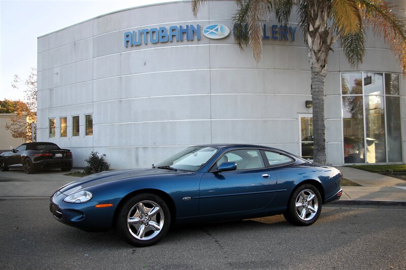 1998 Jaguar XK8  ***EXCELLENT CONDITION***