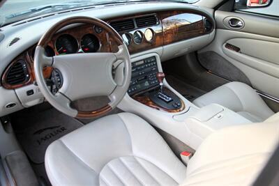 1998 Jaguar XK8  ***EXCELLENT CONDITION*** - Photo 20 - Dublin, CA 94568