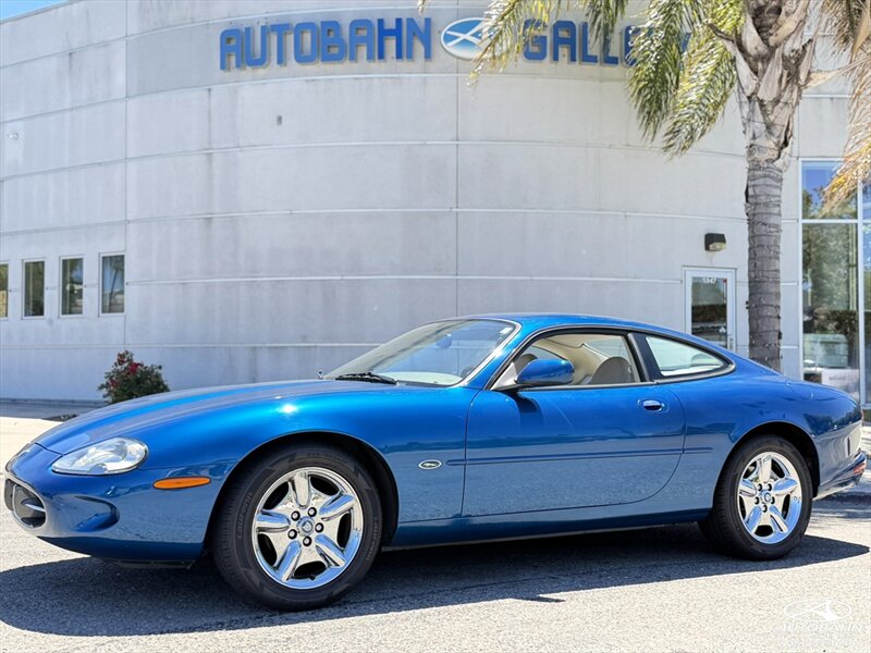 1998 Jaguar XK8  ***EXCELLENT CONDITION***