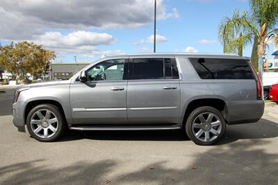 2019 Cadillac Escalade ESV Luxury   - Photo 5 - Dublin, CA 94568