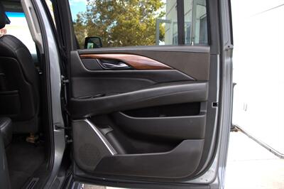 2019 Cadillac Escalade ESV Luxury   - Photo 20 - Dublin, CA 94568