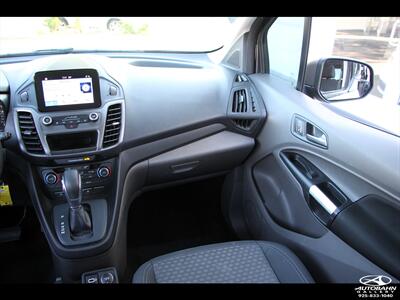 2019 Ford Transit Connect Passenger Wagon XLT Minivan w/Rear Liftgate 120.6 " ***ONE-OWNER*** - Photo 37 - Dublin, CA 94568