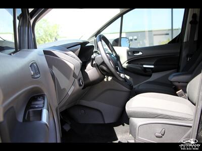 2019 Ford Transit Connect Passenger Wagon XLT Minivan w/Rear Liftgate 120.6 " ***ONE-OWNER*** - Photo 12 - Dublin, CA 94568