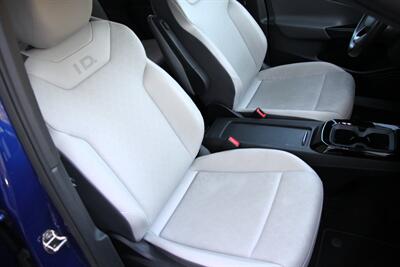2021 Volkswagen ID.4 Pro S   - Photo 18 - Dublin, CA 94568