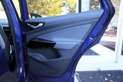 2021 Volkswagen ID.4 Pro S   - Photo 14 - Dublin, CA 94568