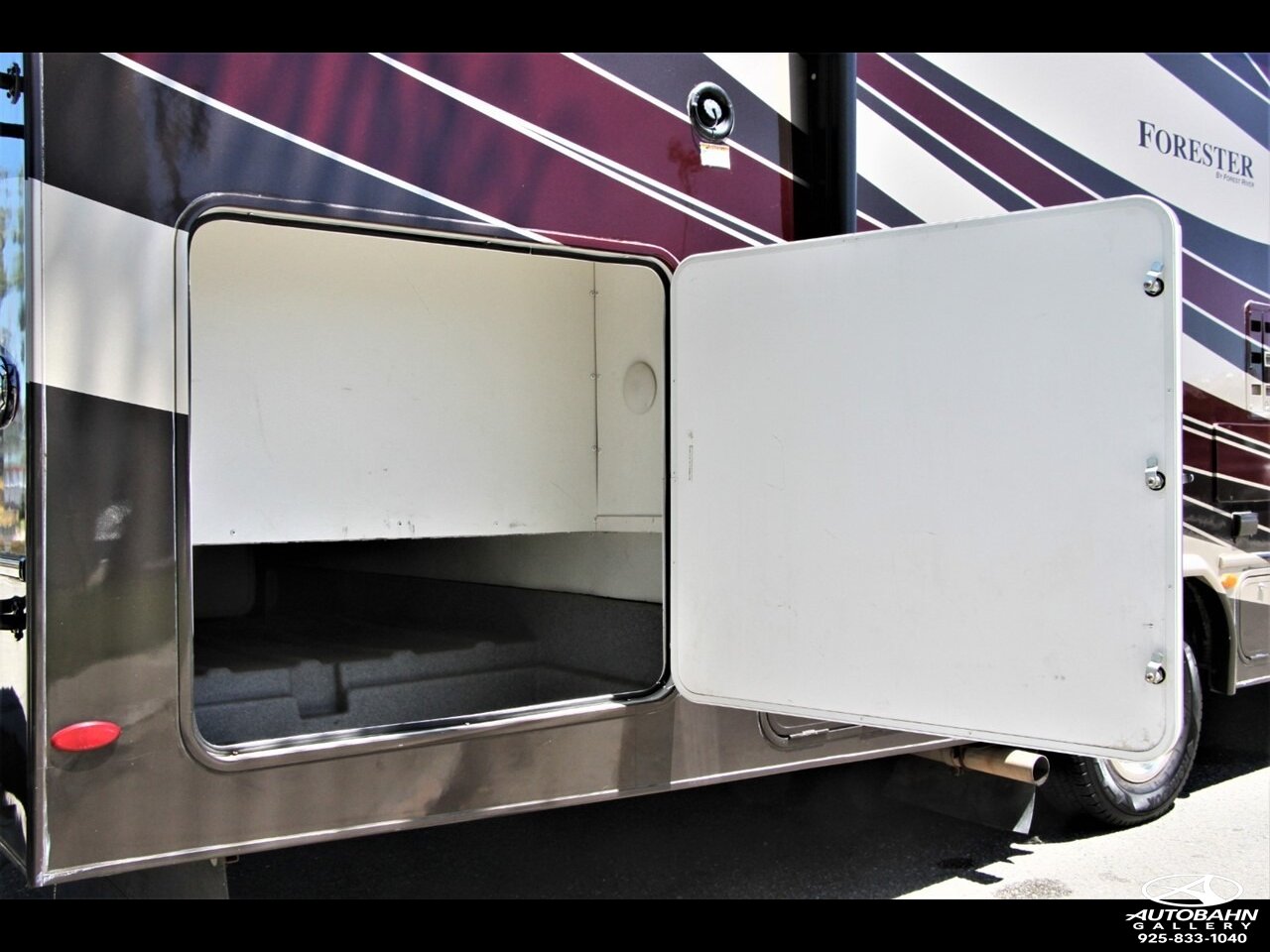 2019 Forest River E-450 SD CUTAWAY 3051S - Photo 43 - Dublin, CA 94568