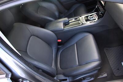 2018 Jaguar XE 20d Premium  ***DIESEL*** - Photo 31 - Dublin, CA 94568