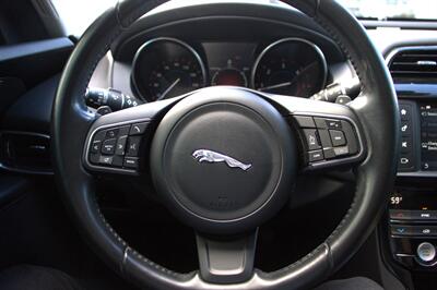 2018 Jaguar XE 20d Premium  ***DIESEL*** - Photo 19 - Dublin, CA 94568
