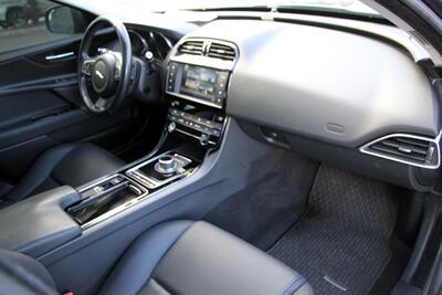2018 Jaguar XE 20d Premium  ***DIESEL*** - Photo 30 - Dublin, CA 94568