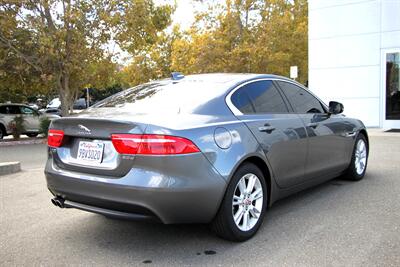 2018 Jaguar XE 20d Premium  ***DIESEL*** - Photo 8 - Dublin, CA 94568